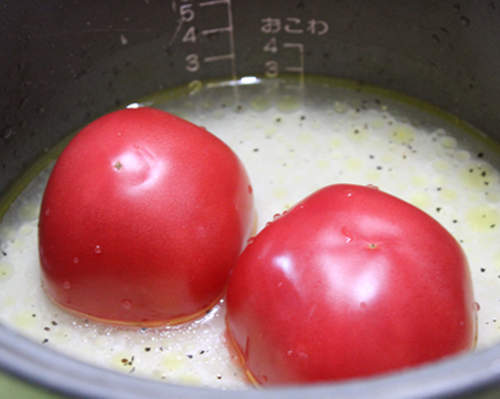 超美味《電鍋料理》丟個蕃茄到鍋裡就搞定啦