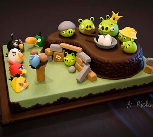 《宅宅蛋糕》電玩動漫迷以及網路重度使用者的愛糕