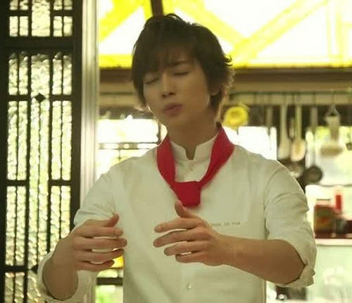 日本網友發明《合法的接吻方法》當你孤單寂寞覺得嘴空空的時候www 日本網友發明《合法的接吻方法》當你孤單寂寞覺得嘴空空的時候www