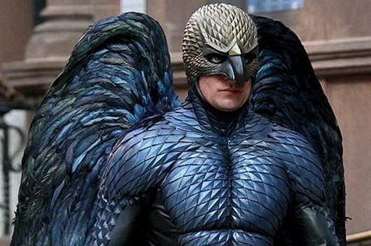 喜劇電影《鳥人》蝙蝠變成鳥的過氣超級英雄？