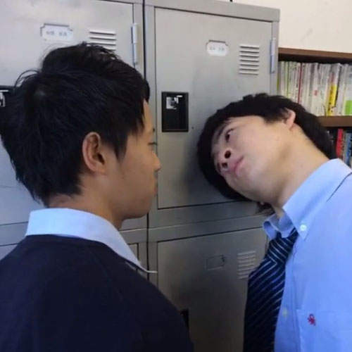 《嶄新的牆壁咚》三秒鐘沒笑出來就算你贏www