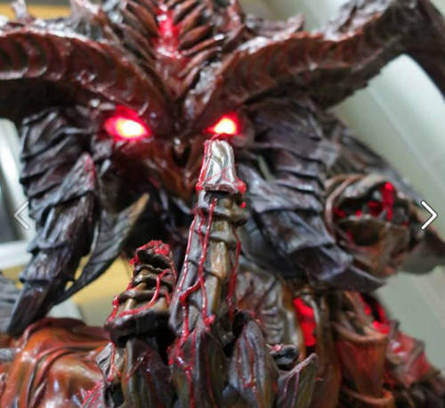 暗黑破壞神3：奪魂之鐮上線　菲律賓女Coser扮演超帥迪亞布羅