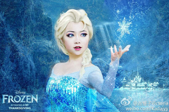 《古怪子Victoria》Cosplay 冰雪奇緣特效後製神強 還原場景