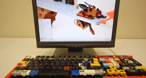 神老外自製《樂高PC鍵盤》 可以幫我做一台嗎www