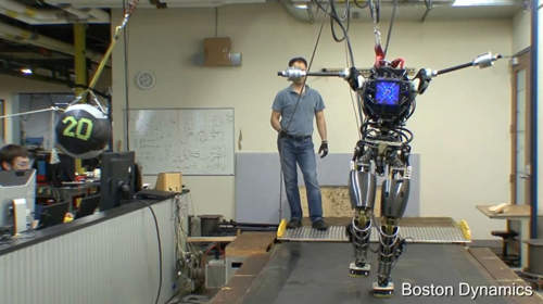 8台開發中的DARPA競賽雙足機器人 離終結者世界不遠了