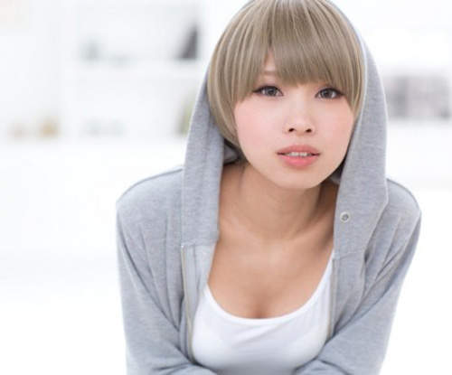 uRi(うり)在推特上傳超多鬼臉照的日本美眉 uRi(うり)在推特上傳超多鬼臉照的日本美眉