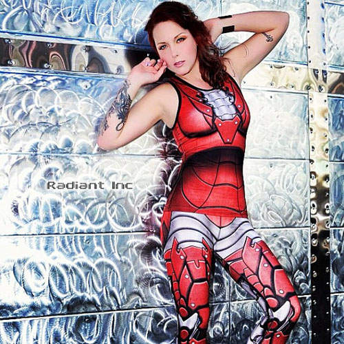 機械褲襪 到底實際穿起來像不像機器人呢!? 機械褲襪 到底實際穿起來像不像機器人呢!?