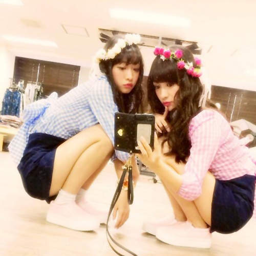 日本女生間《雙子穿搭》大流行 感情夠好才會想穿姊妹裝咩~♥ 日本女生間《雙子穿搭》大流行 感情夠好才會想穿姊妹裝咩~♥
