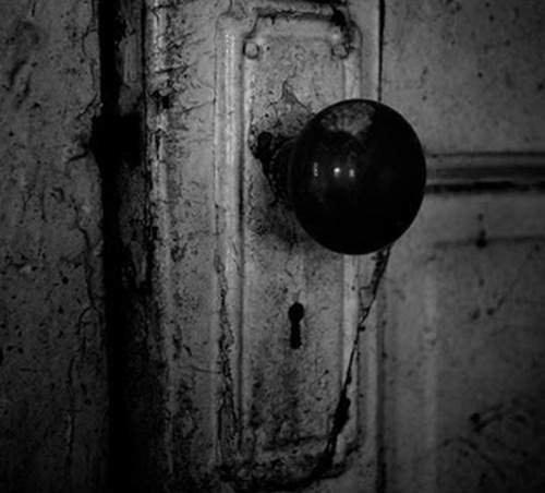 美國《都市傳傳說》半夜的敲門聲你千萬不要開門