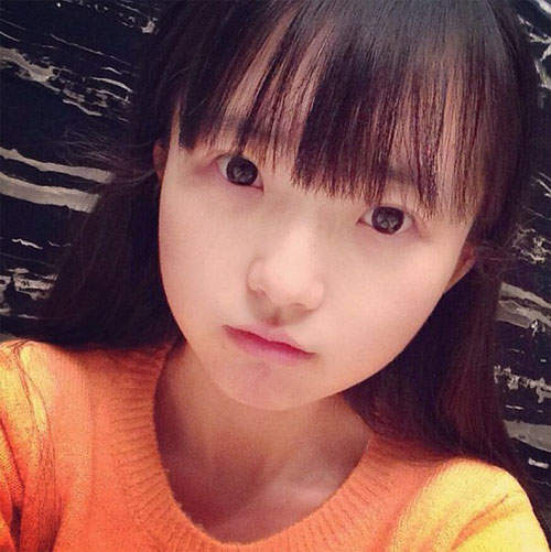 大陸童顏巨乳娘十早 發育超好的E罩杯美少女? 大陸童顏巨乳娘十早 發育超好的E罩杯美少女?