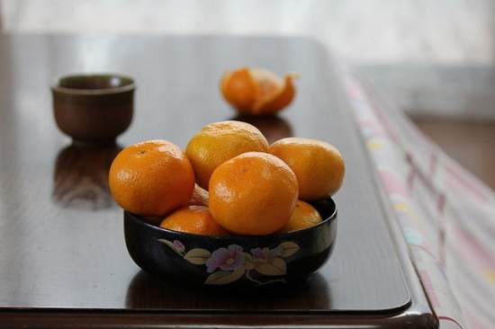 《冬季味覺橘子口味洋芋片》湖池屋你推出這種口味也太神奇了吧www