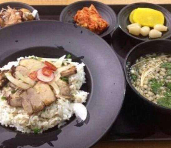 《超便宜員工餐廳》什麼？！一餐只要台幣30元！！