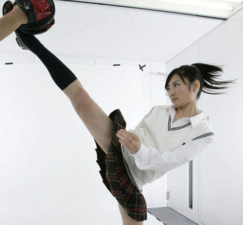 高踢腿女孩 小褲褲大露出誰又踢的最好看 高踢腿女孩 小褲褲大露出誰又踢的最好看