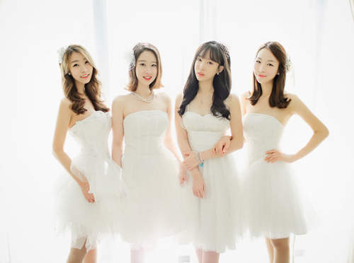 《姊妹婚紗照》沒老公沒關係 趁青春多拍幾張~ 《姊妹婚紗照》沒老公沒關係 趁青春多拍幾張~