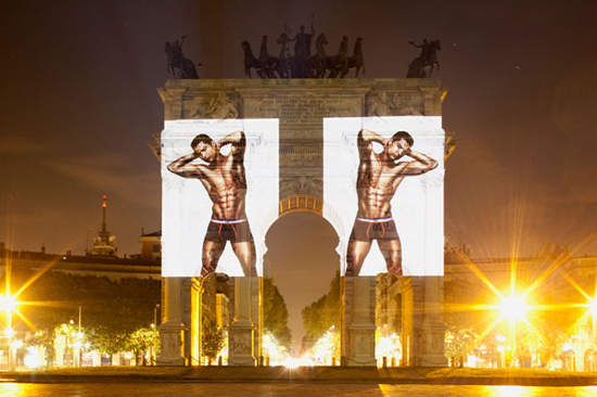 《C羅納多廣告》肌肉&小褲褲大放送～