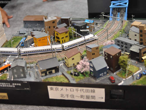 日本高中生《鐵道模型》根本是達人等級了吧 (๑◔‿◔๑) 日本高中生《鐵道模型》根本是達人等級了吧 (๑◔‿◔๑)