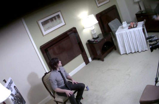 《陰屍路惡作劇》Norman Reedus在日本被殭屍偷襲?! 《陰屍路惡作劇》Norman Reedus在日本被殭屍偷襲?!