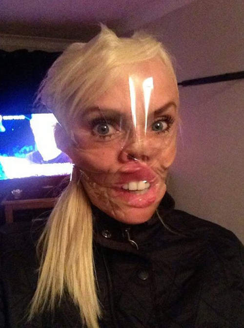 《膠帶纏臉自拍式》趴吐~他們都好像沒有「痛」這件事⊙_⊙ 《膠帶纏臉自拍式》趴吐~他們都好像沒有「痛」這件事⊙_⊙