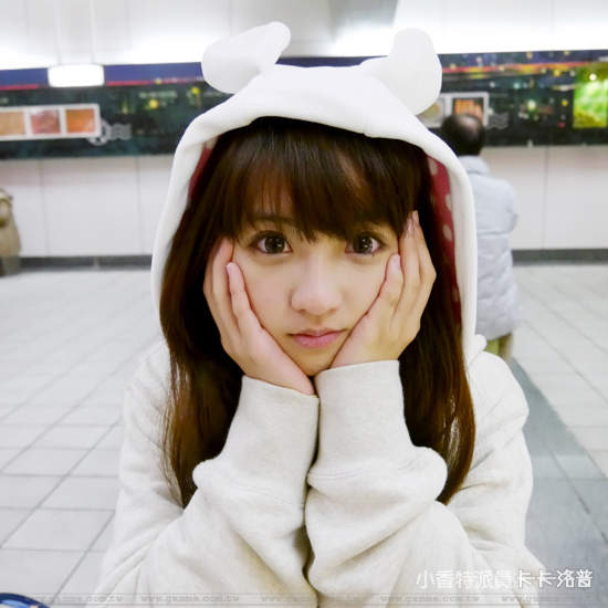 超萌系大眼女孩《點點》小香看正妹