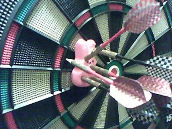 殘忍老爸處決《復活節兔兔糖》不回家就把它們殺光(((( ;°Д°)))) 