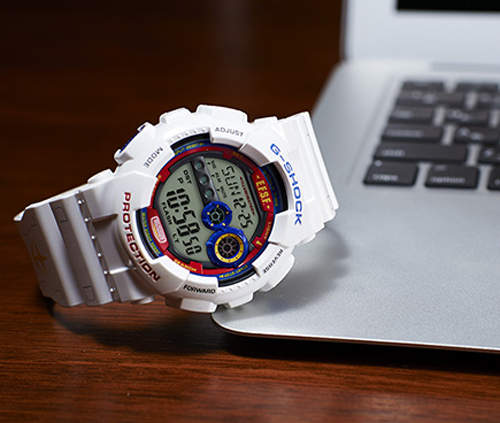 《鋼彈35周年紀念錶》這就是……聯邦最新MS的威力嗎？（顫抖音