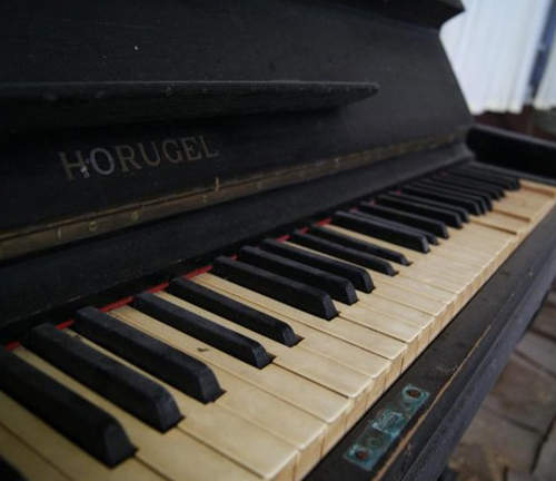 富士河口湖廢棄女子寮　這裡〝曾經〞住著年輕的學生妹．．．