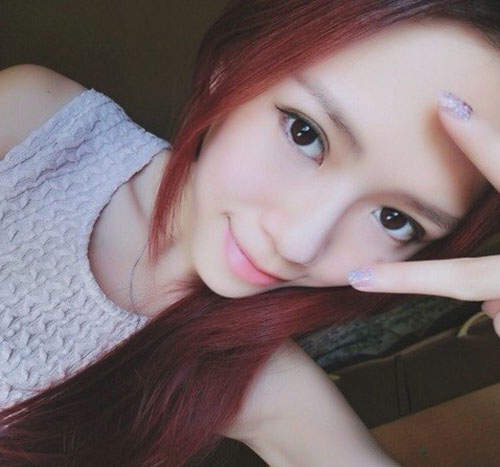 Jacquelyn Dee　大馬車模也有顆宅宅美人痣