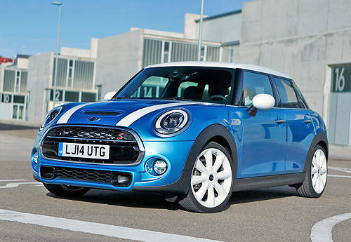 五門版《Mini Cooper》大迷你是不是一樣可愛呢? 五門版《Mini Cooper》大迷你是不是一樣可愛呢?