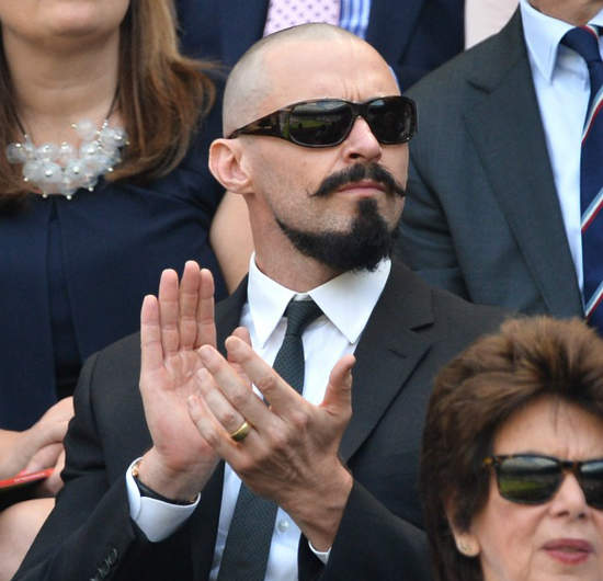 出現在溫布頓的「煞氣光頭大叔」你認出他是誰了嗎？！