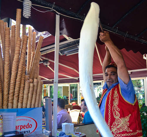 《搞怪土耳其冰淇淋攤》能否破解他們的招術 《搞怪土耳其冰淇淋攤》能否破解他們的招術