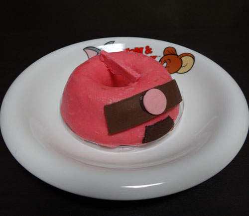 鋼彈燒限定盒＆鋼彈甜甜圈　身為王牌駕駛員才不管熱量飆高勒