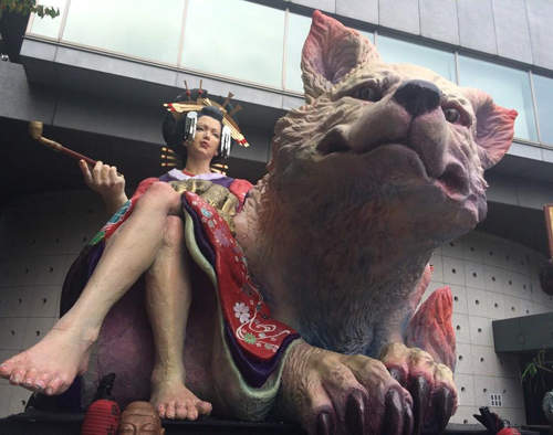 東京藝大校慶《神轎》出巡 嚇死人的魄力十足 東京藝大校慶《神轎》出巡 嚇死人的魄力十足