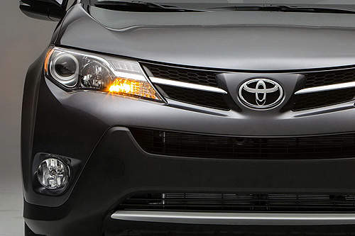20歲囉《Toyota RAV4》每一代車車你都認識嗎? 20歲囉《Toyota RAV4》每一代車車你都認識嗎?