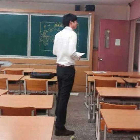 《別人家的數學老師》真的不是偶像兼職嗎？？