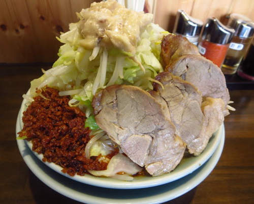 《郎郎郎拉麵》日本人推薦的道地美食 《郎郎郎拉麵》日本人推薦的道地美食