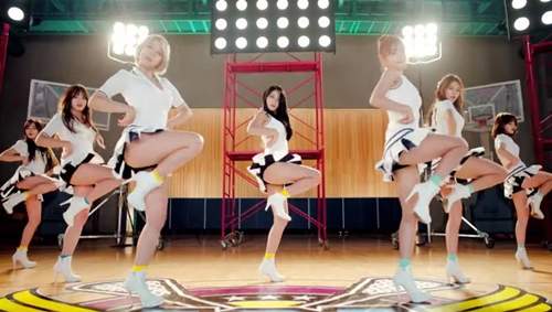 宅宅應援新曲《Heart Attack》讓你一窺AOA的動感魅力