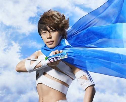 《Wentz瑛士、西川貴教》穿上同款性感服裝登台表演(〃∀〃)