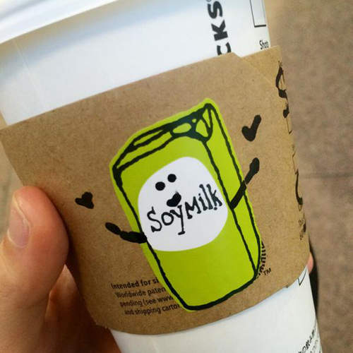 《星巴克豆奶飲品貼紙》收集者續出　讓人不捨丟掉的可愛魔力♥