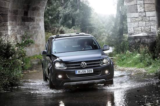 小改款《VW Amarok》預約2016年變臉現身? 小改款《VW Amarok》預約2016年變臉現身?