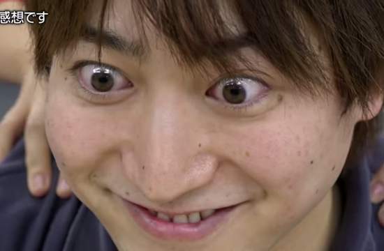 《狂氣的電影預售票CM》這真的不是在賣什麼可疑的藥物嗎? 《狂氣的電影預售票CM》這真的不是在賣什麼可疑的藥物嗎?