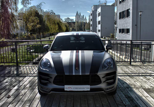 彩繪新衣《保時捷Macan》性能升級預備中