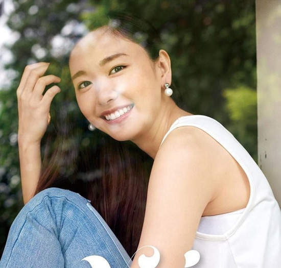 《2016日本女星月曆》明年的牆上就該好好選一付掛著壓