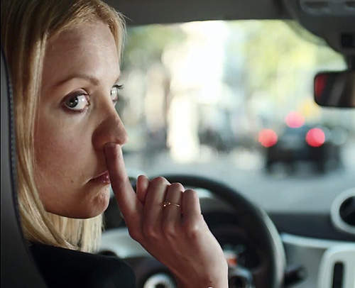 創意廣告《Smart ForFour》要讓你記住它可是有後座的喔