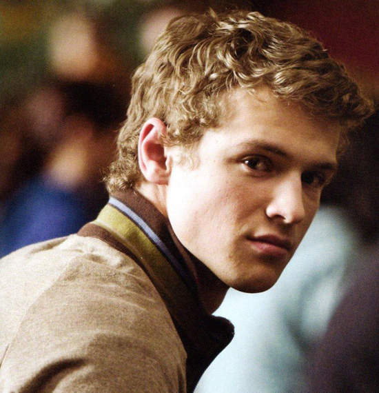 揭秘實境秀影集《虛幻》哈利波特小鮮肉脫光演出 揭秘實境秀影集《虛幻》哈利波特小鮮肉脫光演出