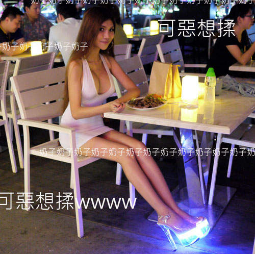 《LED花光高跟鞋》標題我就是要一點台灣國語啦www - 圖片1