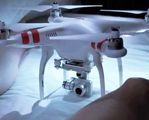 《惡搞遙控飛機電影》遙控四軸直升機變成血滴子成為了恐怖的殺人利器