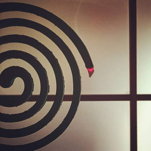 日本《蚊香盒》點個蚊香都要這麼有格調 日本《蚊香盒》點個蚊香都要這麼有格調