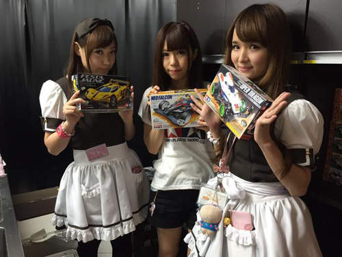 《四驅車酒吧》醉翁之意不在酒 在找回失去的童年……