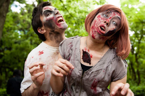 《代代木公園喪屍散步》禁止奔跑 禁止爆頭喔XD