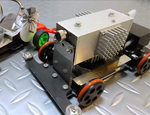 達人改造《蒸汽動力四驅車》只怕會先燒了軌道吧…… 達人改造《蒸汽動力四驅車》只怕會先燒了軌道吧……